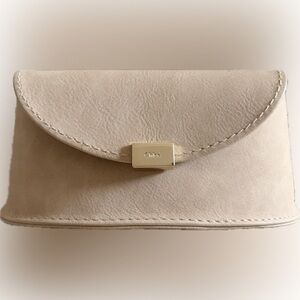 Chloé Beige Leather sunglasses case